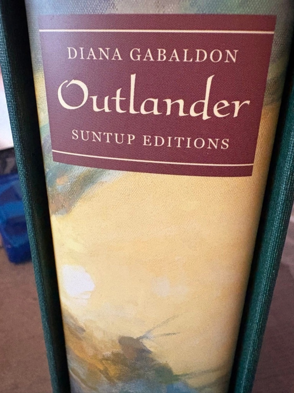 Stunning Special Edition Outlander w slipcase Suntup limited by Diana Gabaldon - Picture 2 of 5
